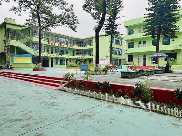 揭陽(yáng)春雷青少年特訓(xùn)學(xué)校