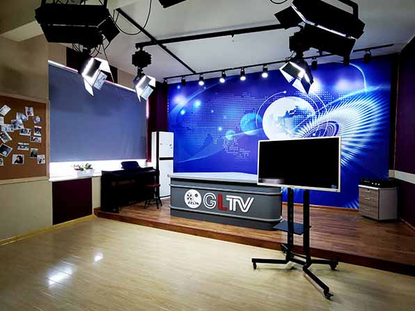 鄭州播音主持藝考培訓班-格林傳媒