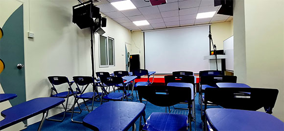 深圳吉祥網(wǎng)絡(luò)主播語言表達(dá)專項(xiàng)訓(xùn)練培訓(xùn)班