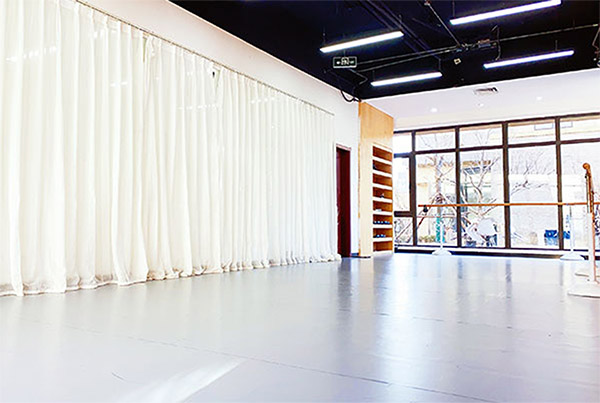 北京日月星盤(pán)影視表演藝考應(yīng)屆名校定向培訓(xùn)班