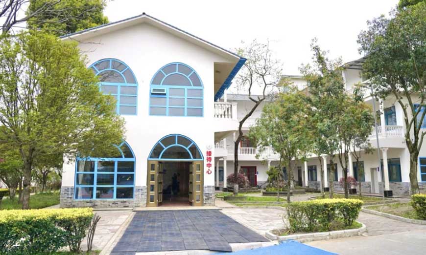 成都心海岸青少年特訓(xùn)基地