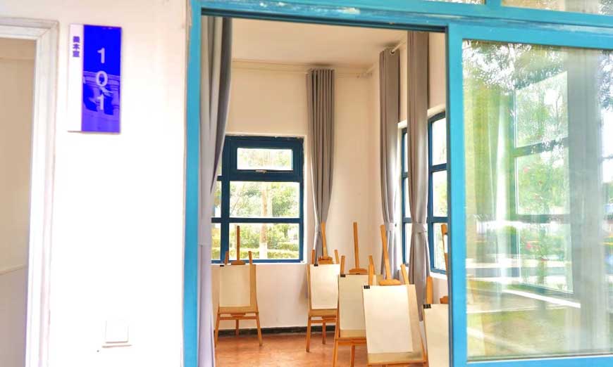 成都心海岸教育|叛逆孩子管教班